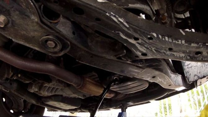 Замена масла Hyundai Accent: фото и видео