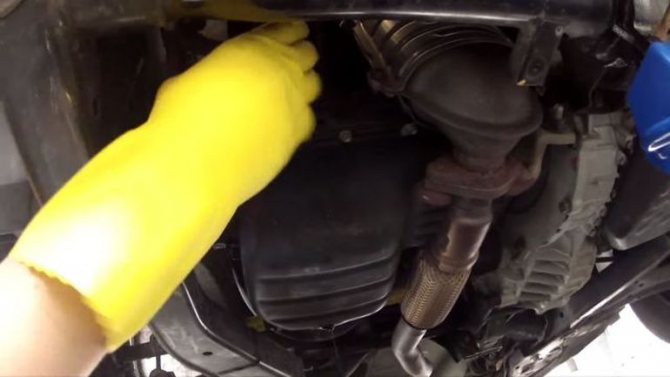 Замена масла Hyundai Accent: фото и видео