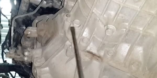 Замена масла в МКПП Хендай Солярис, как проверить масло в коробке Солярис