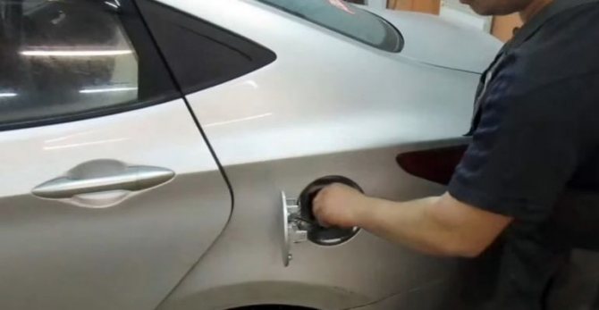 Замена топливного фильтра на автомобиле Хендай Солярис